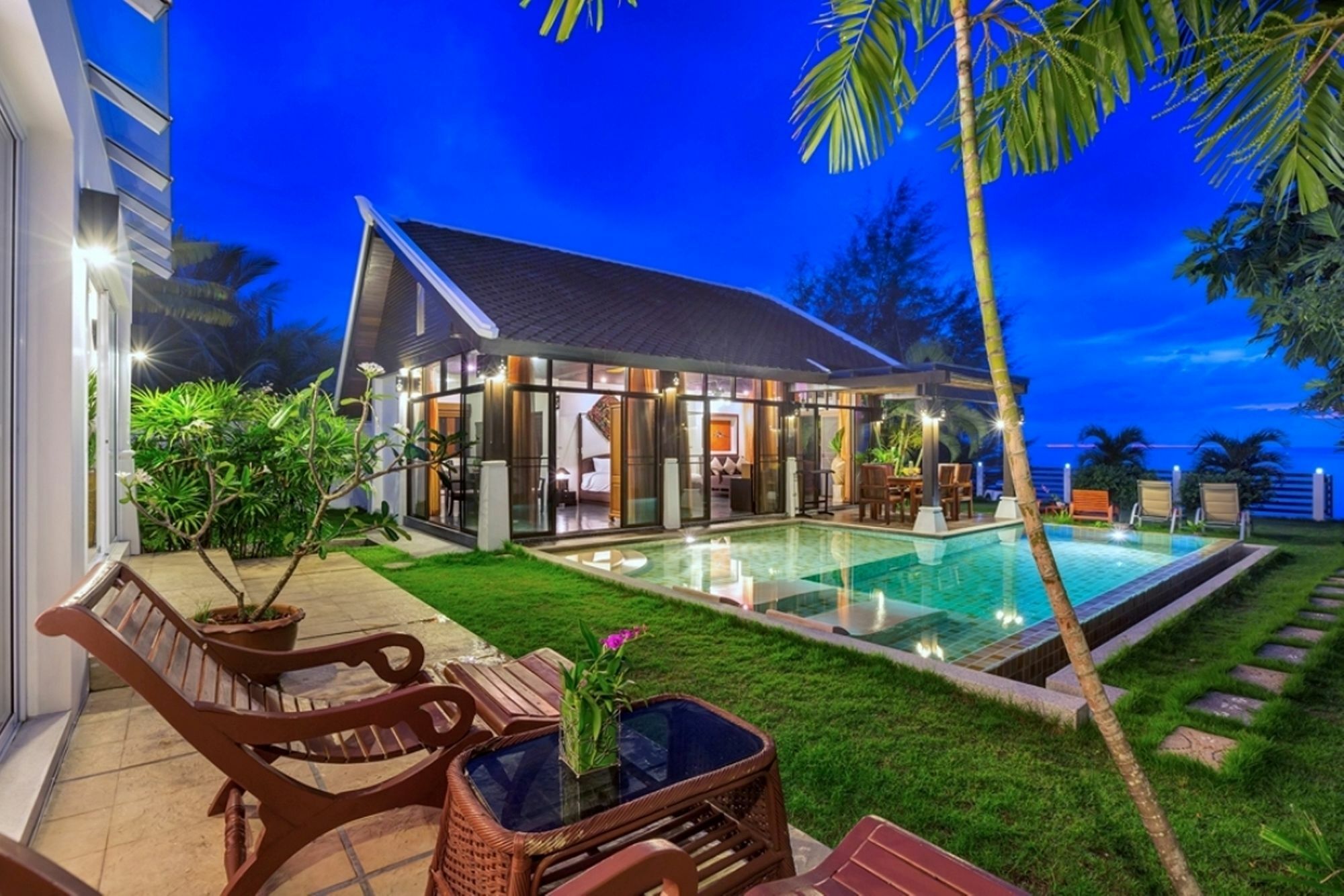 Emerald Sands - Beach Front 4 Bed Pool Villa Koh Samui Bagian luar foto